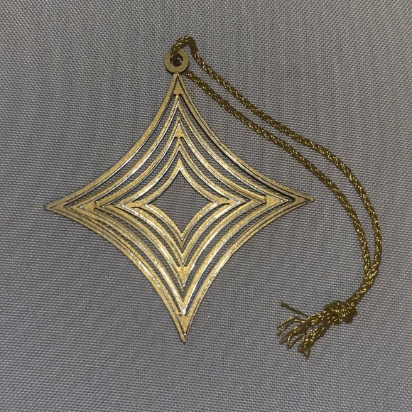 ❌SOLD❌ Louis Vuitton signature logo Ornament - RARE & HARD TO FIND! - Picture 3 of 7